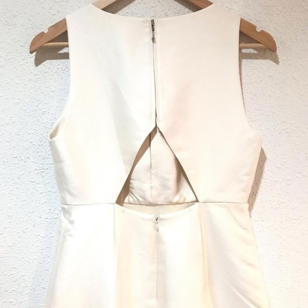 Thomas Wylde Ivory Silk Crescent Moon Cocktail Dress โ Size 6 โจ๐ค - Picture 5 of 8